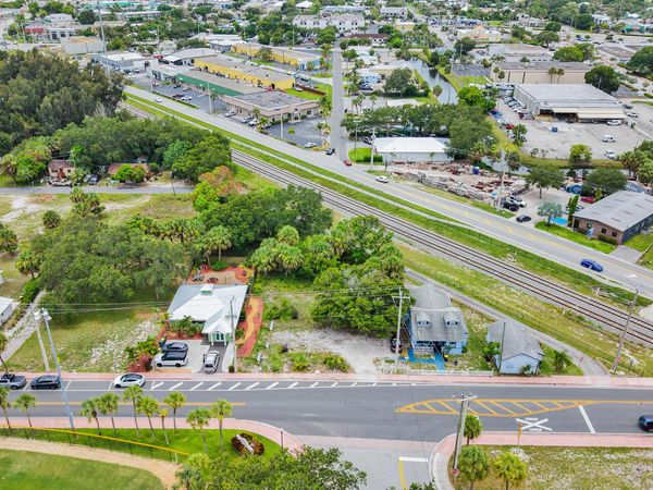 312 SE M.l.k. Jr Boulevard, Stuart, FL 34994