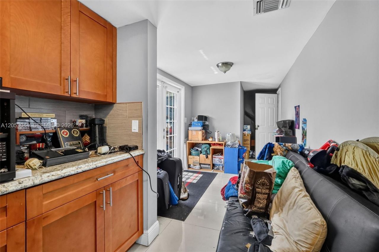 7891 Raleigh St , Hollywood, FL 33024 Photo
