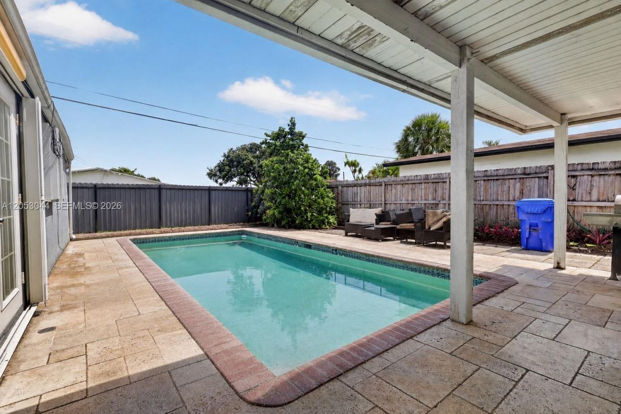 7891 Raleigh St , Hollywood, FL 33024 Photo