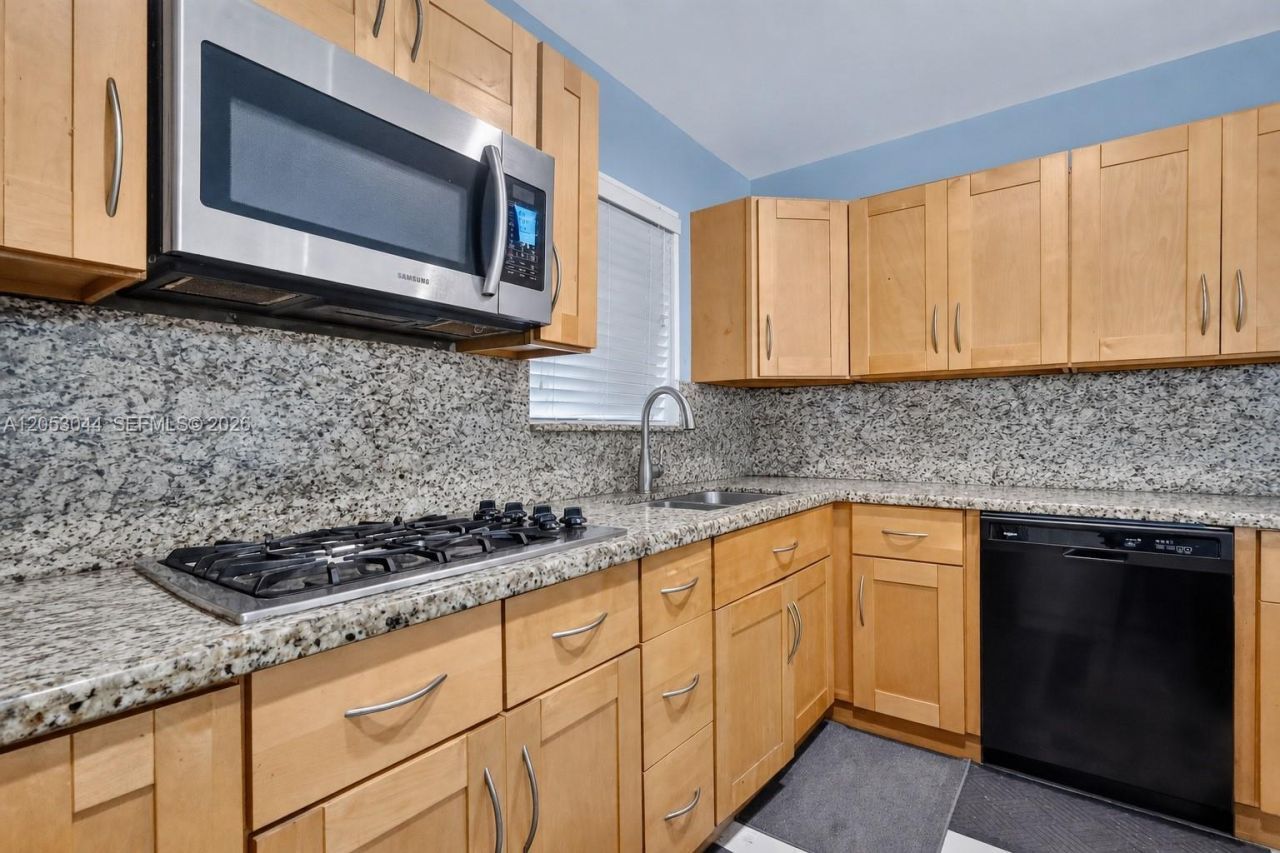 7891 Raleigh St , Hollywood, FL 33024 Photo