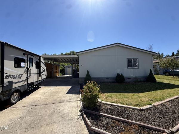 345 SW C Street, UNIT 10, Madras, OR 97741