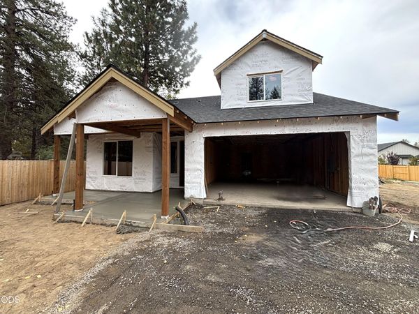 61442 SE Daybreak Court, Unit Lot 11, Bend, OR 97702