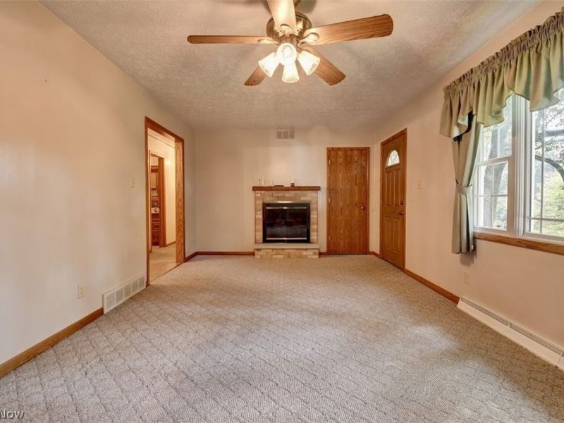 6526 Winfield-Strasburg Road NW, Strasburg, OH 44680 Photo 10
