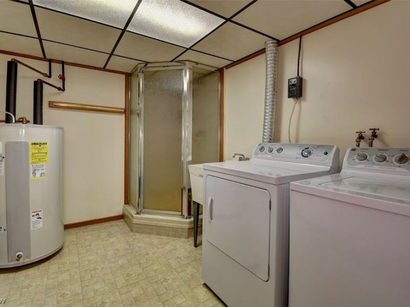 6526 Winfield-Strasburg Road NW, Strasburg, OH 44680 Photo 16
