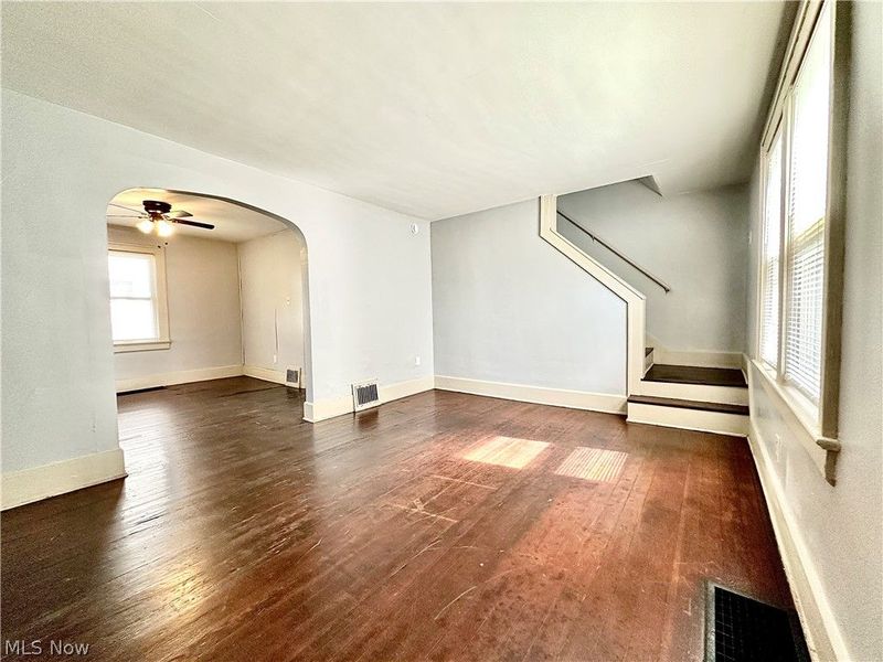 712 Lovers Lane, Akron, OH 44306 Photo 10
