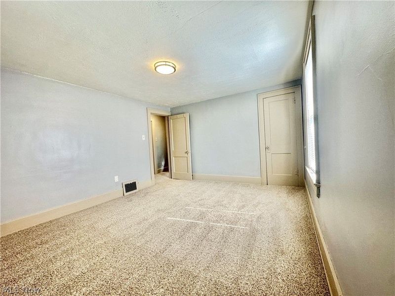 712 Lovers Lane, Akron, OH 44306 Photo 20
