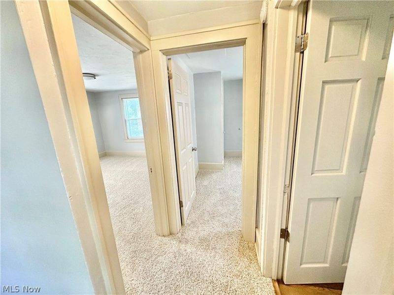 712 Lovers Lane, Akron, OH 44306 Photo 26