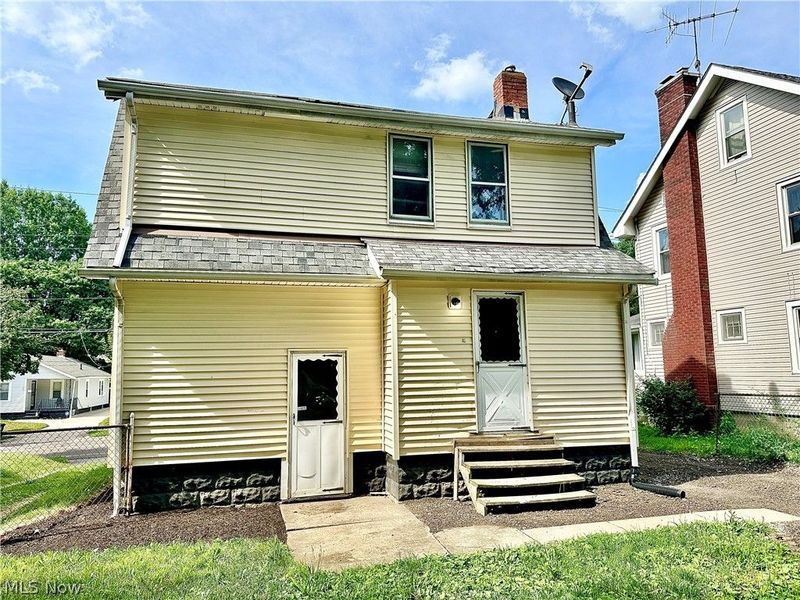 712 Lovers Lane, Akron, OH 44306 Photo 31