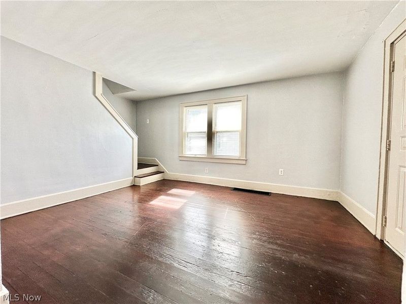 712 Lovers Lane, Akron, OH 44306 Photo 8