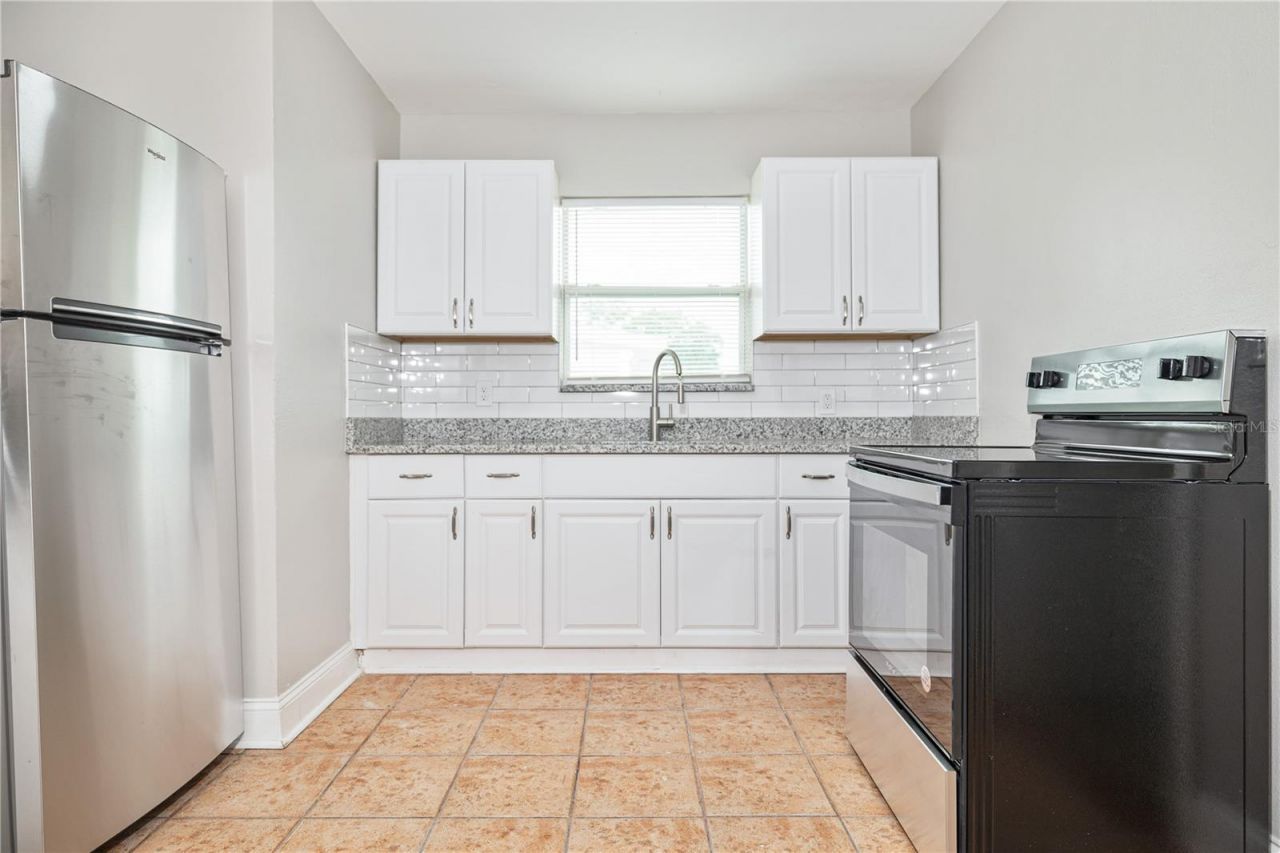 917 30th Avenue N, Unit 1, Saint Petersburg, FL 33704 Photo