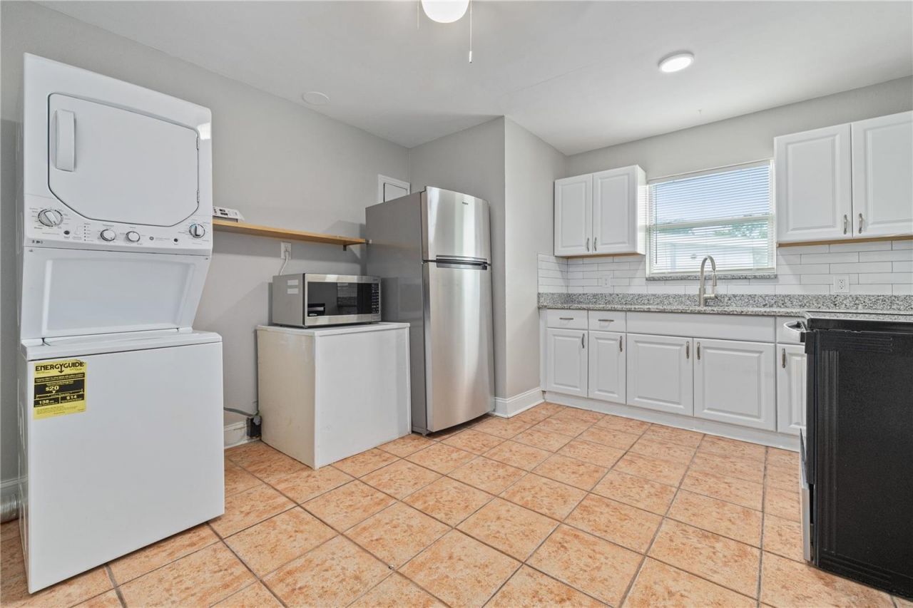 917 30th Avenue N, Unit 1, Saint Petersburg, FL 33704 Photo