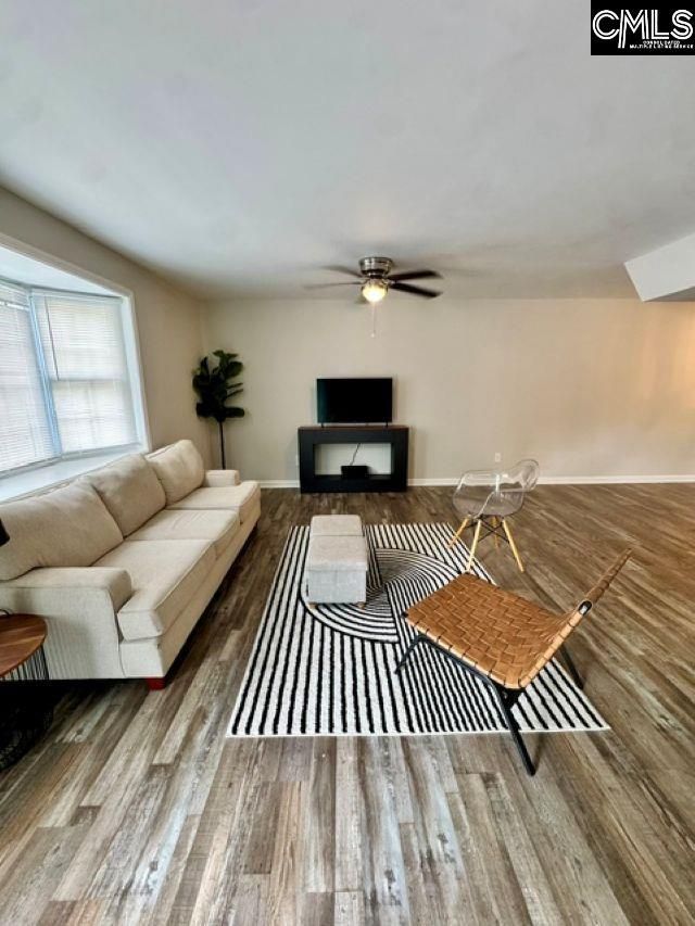 1401 Cactus Avenue  Photo 5
