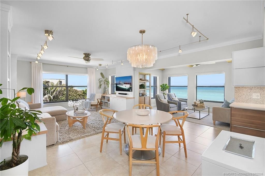 1289 NE Ocean Boulevard, Unit 11, Stuart, FL 34996 Photo
