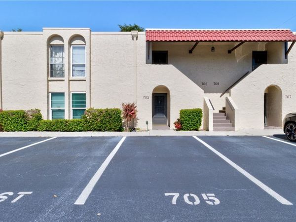 835 18th Street, Unit 705, Vero Beach, FL 32960