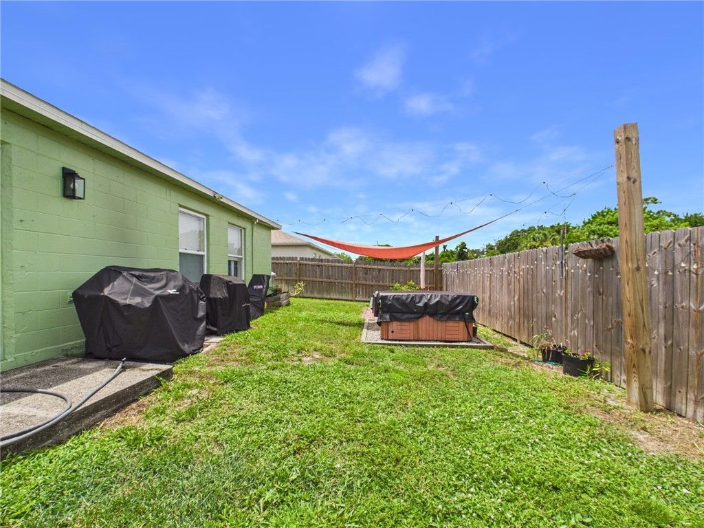 4745 30th Avenue, Vero Beach, FL 32967 Photo