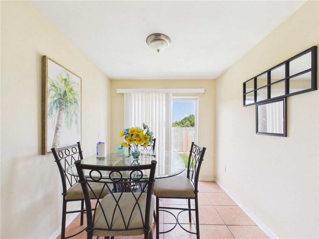 4745 30th Avenue, Vero Beach, FL 32967 Photo