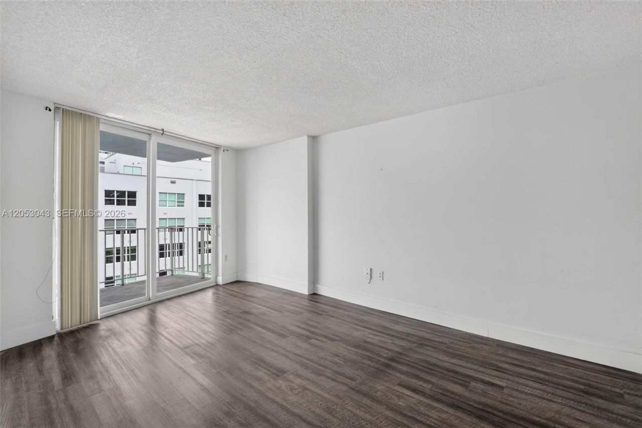 1228 West Ave, Unit 1405, Miami Beach, FL 33139 Photo
