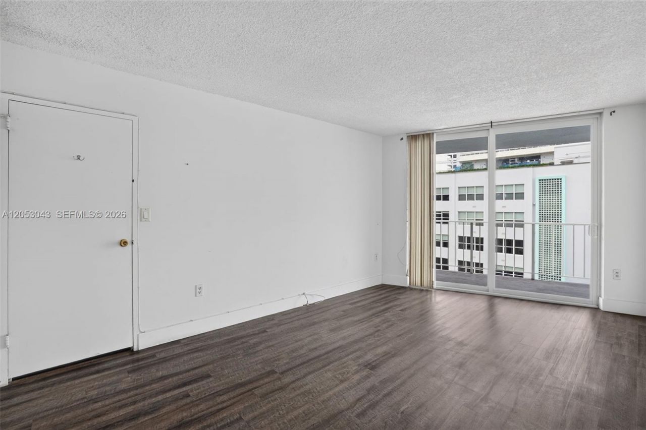 1228 West Ave, Unit 1405, Miami Beach, FL 33139 Photo