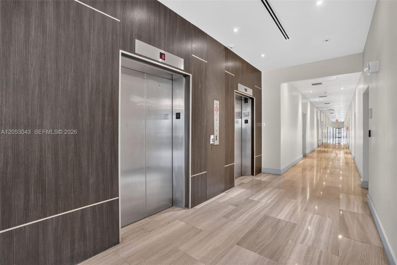 1228 West Ave, Unit 1405, Miami Beach, FL 33139 Photo