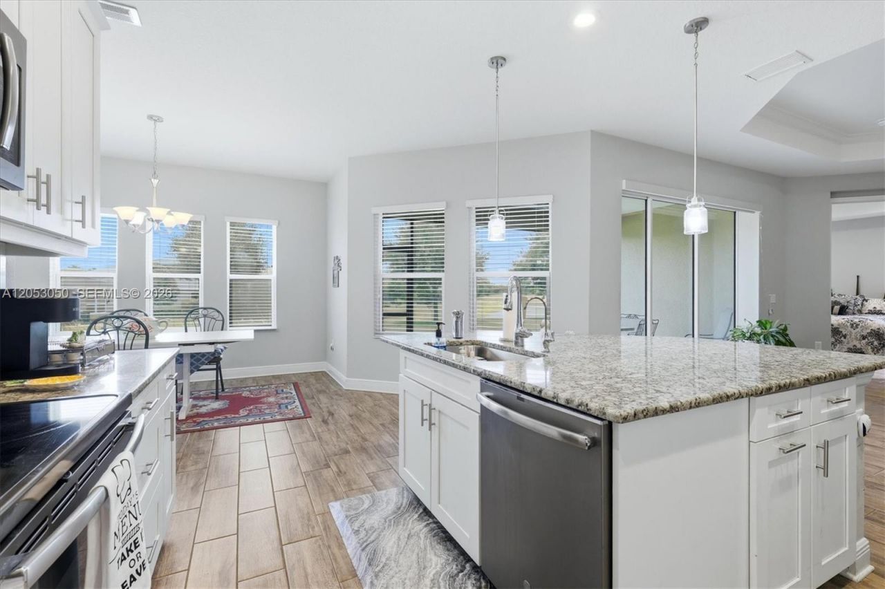 1109 Thornbury Dr , Parrish, FL 34219 Photo