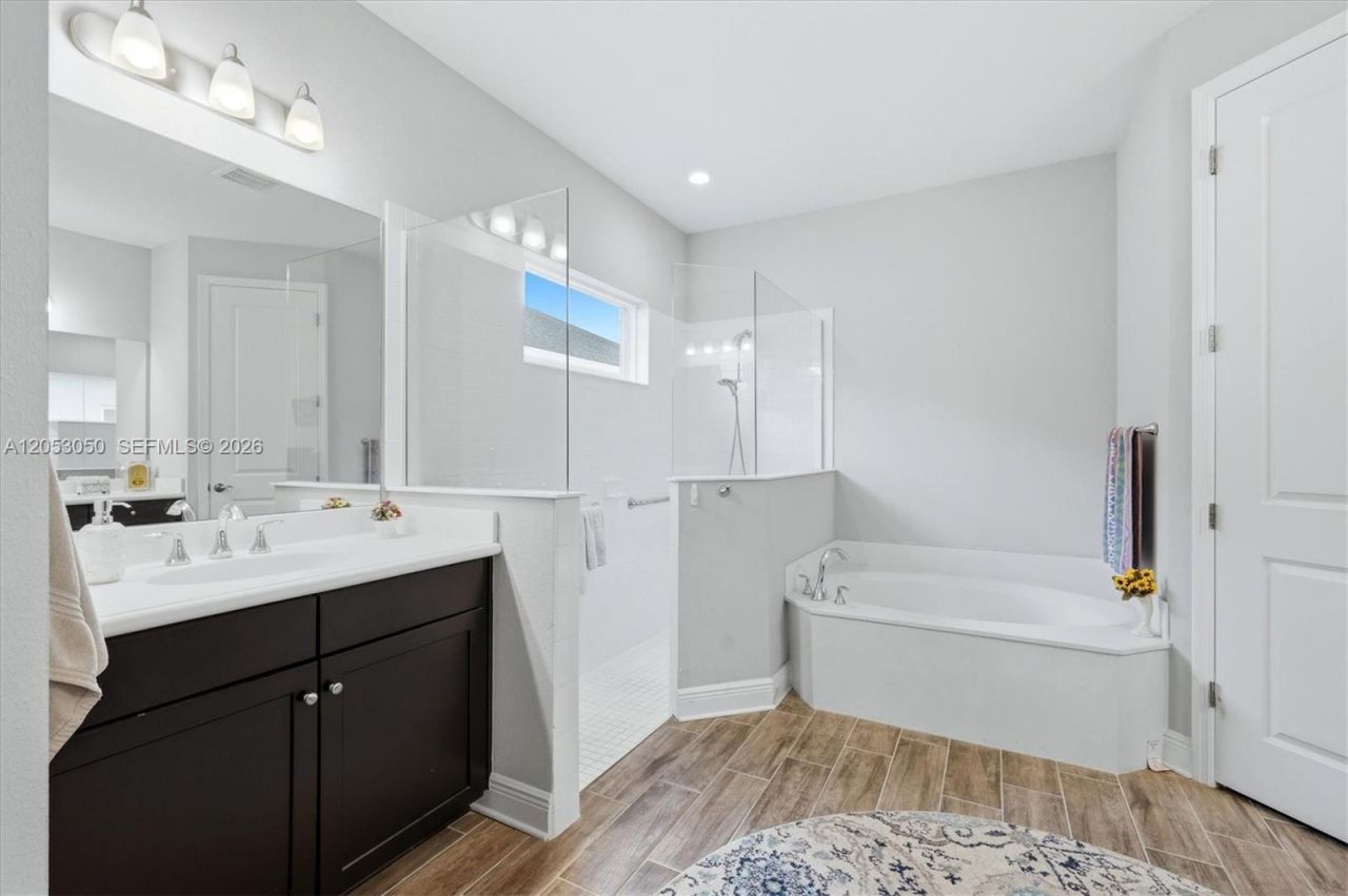 1109 Thornbury Dr , Parrish, FL 34219 Photo