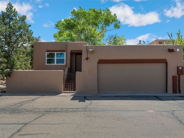 815 Faldas De La Sierra, Santa Fe, NM 87501