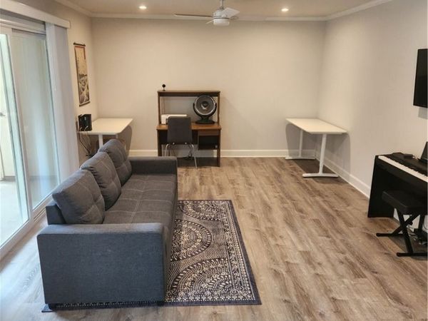 8515 Villa La Jolla Drive, Unit F, La Jolla, CA 92037