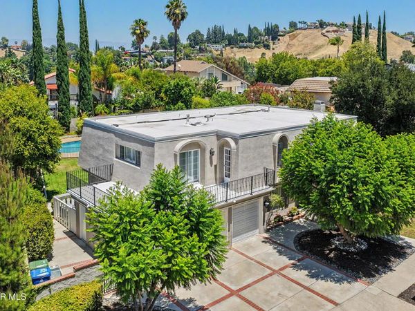 22777 Brenford Street, Woodland Hills, CA 91364