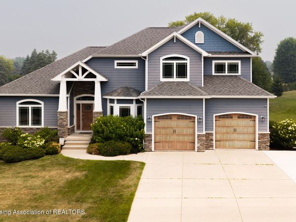 504 Riverwalk Drive, Mason, MI 48854