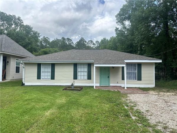 57426 OAK Avenue, Slidell, LA 70461