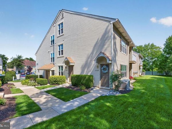 2706 B HEATHERSTONE COURT, MOUNT LAUREL, NJ 08054