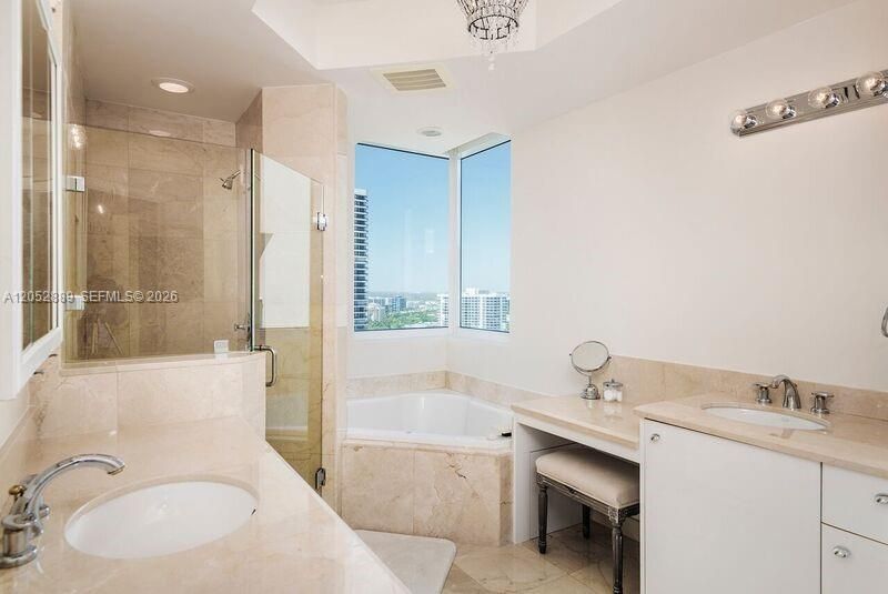 19400 Turnberry Way , Unit PH221, Aventura, FL 33180 Photo