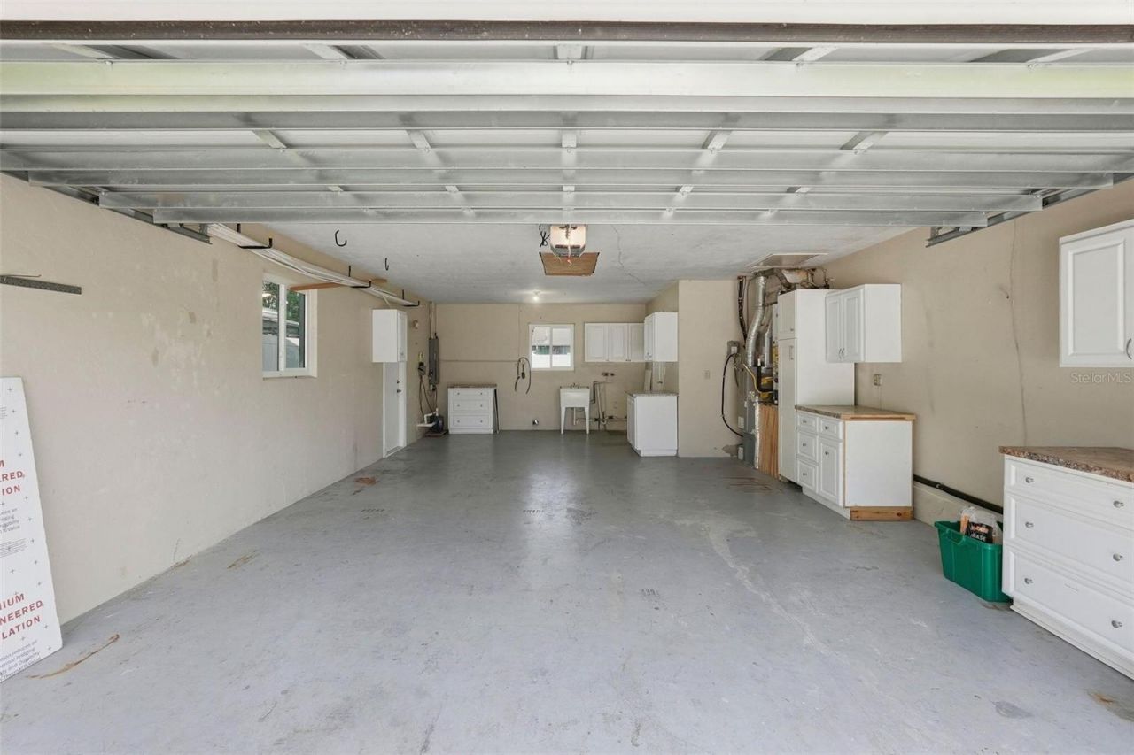 5669 45th Avenue N, Kenneth City, FL 33709 Photo