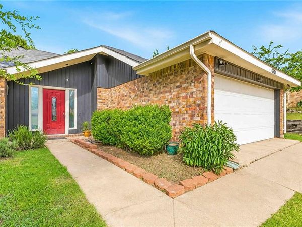 6321 Brookhaven Trail, Fort Worth, TX 76133