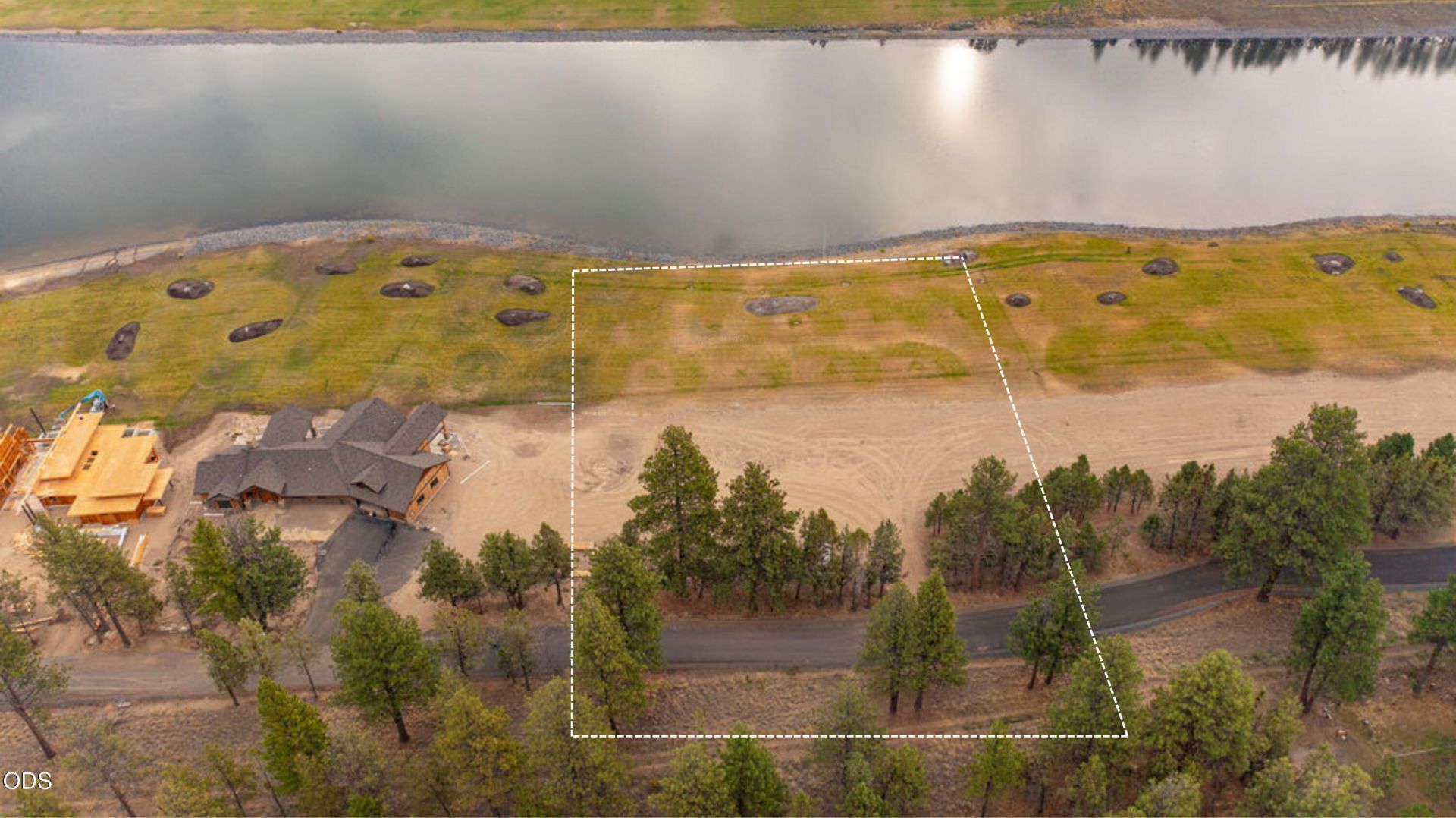 63400 Shoreline Drive, Bend, OR 97703 Main Photo