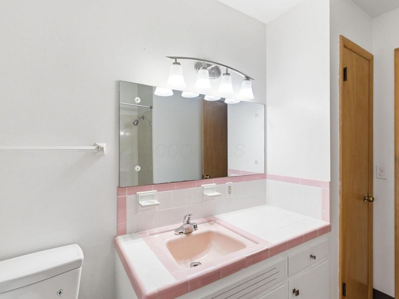 1475 London Drive, Columbus, OH 43221 Photo 18
