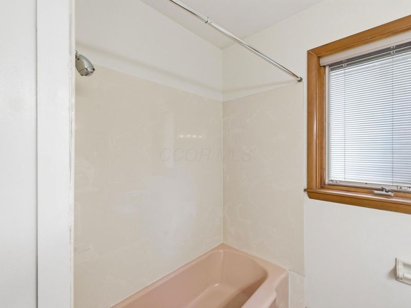 1475 London Drive, Columbus, OH 43221 Photo 19