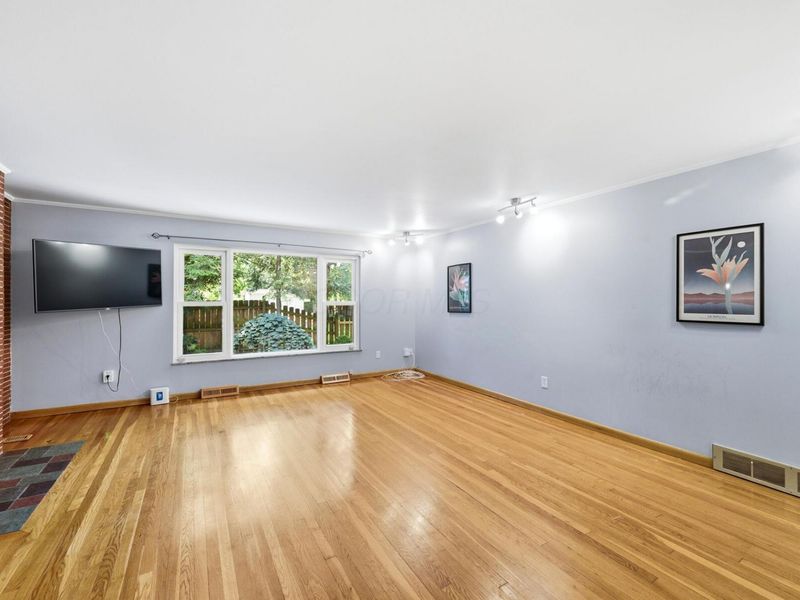 1475 London Drive, Columbus, OH 43221 Photo 4