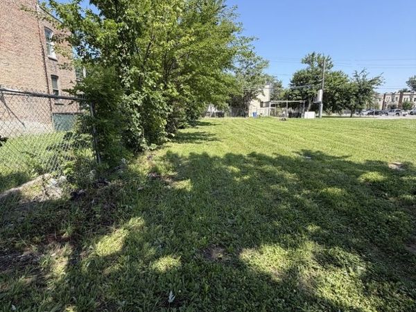 1549 S Central Park Avenue , Chicago, IL 60623