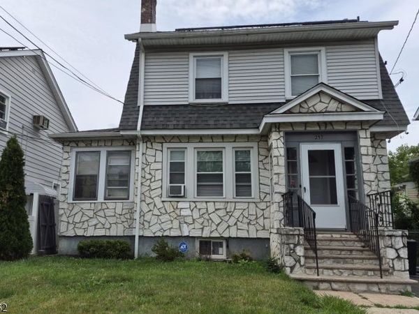 257 Pomona Ave, Newark, NJ 07112