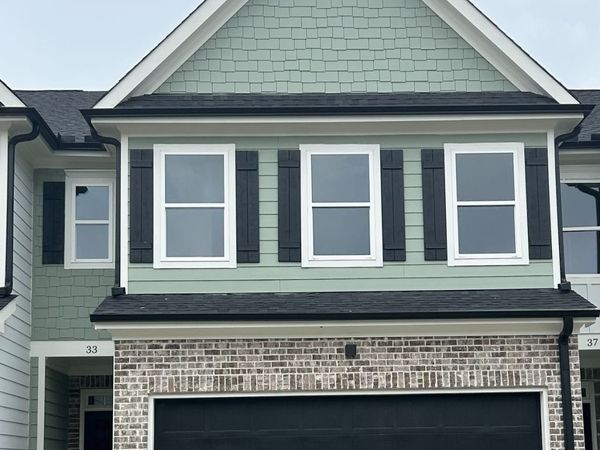 33 Crest Drive, Hartwell, GA 30643