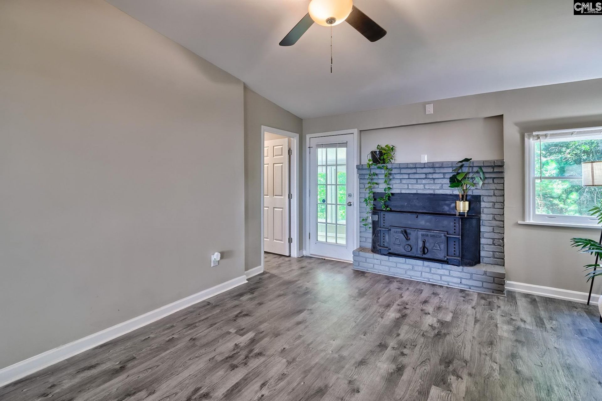 425 Yachting Road  Photo 13