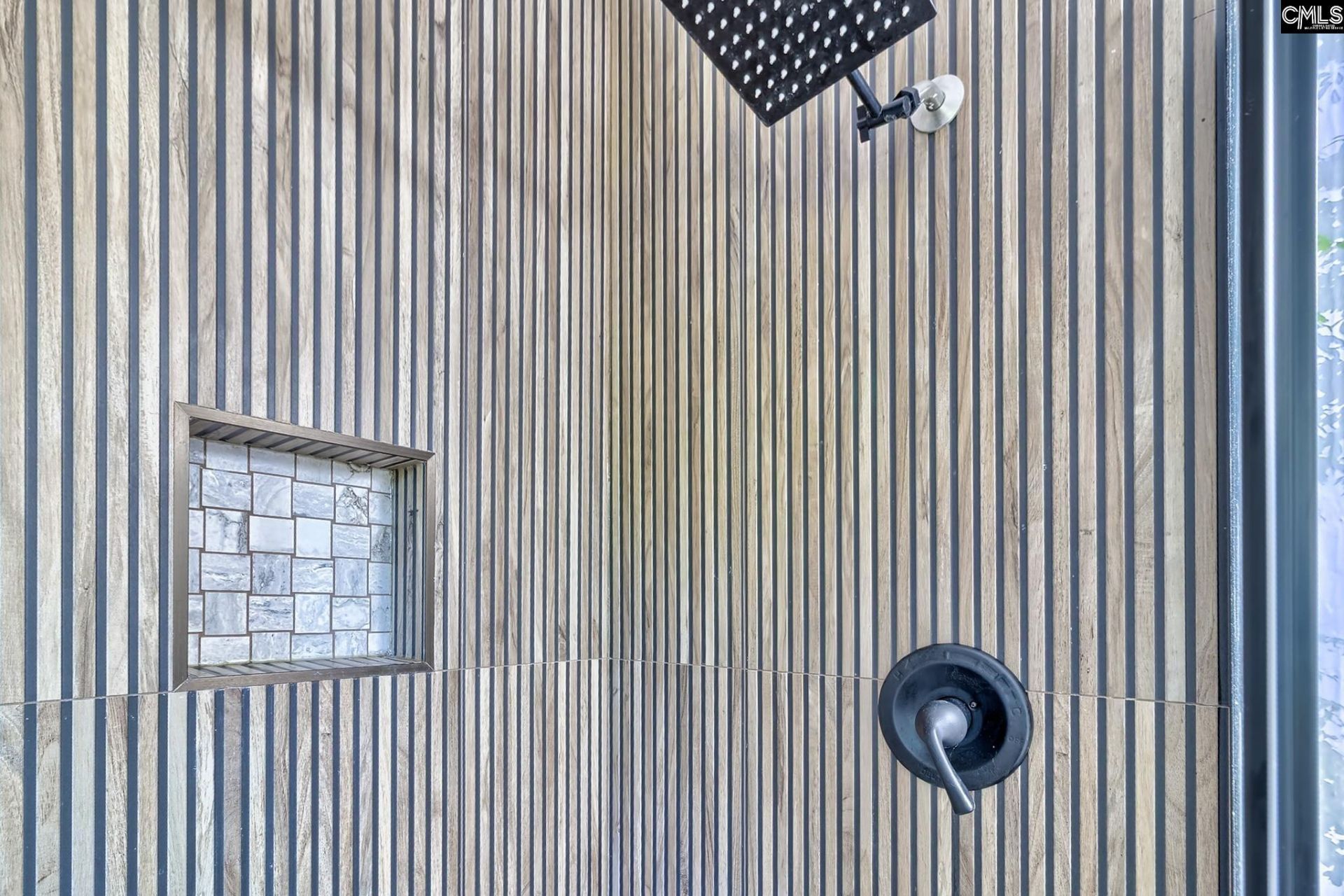 425 Yachting Road  Photo 17