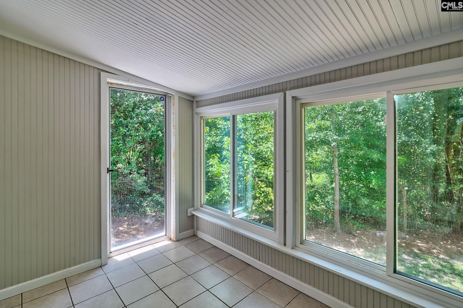 425 Yachting Road  Photo 26