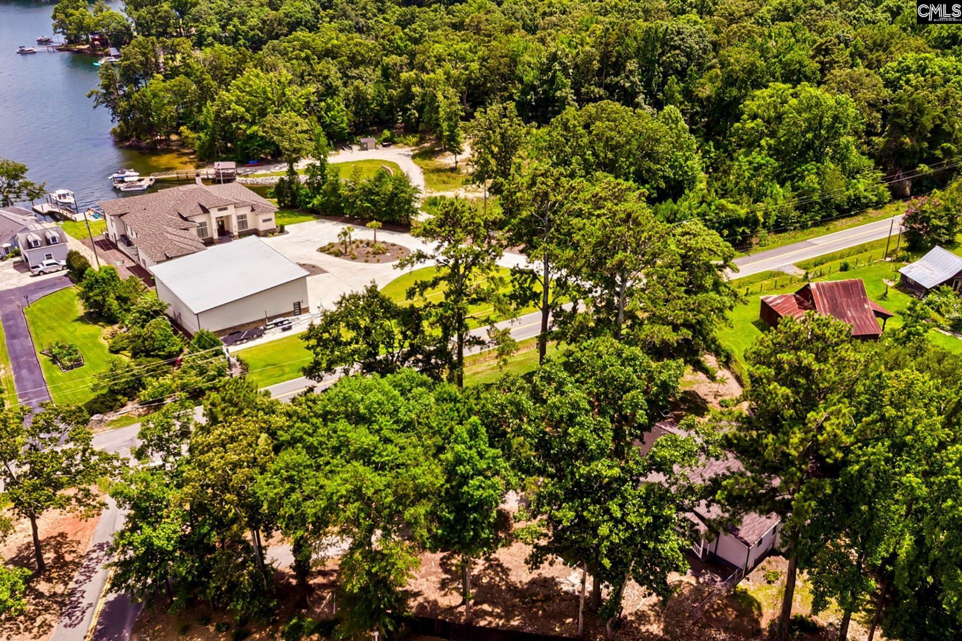 425 Yachting Road  Photo 33