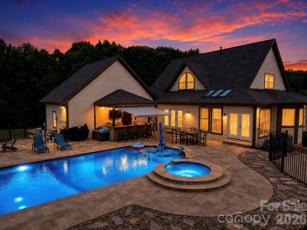 211 Winthrow Creek Road , Mooresville, NC 28115