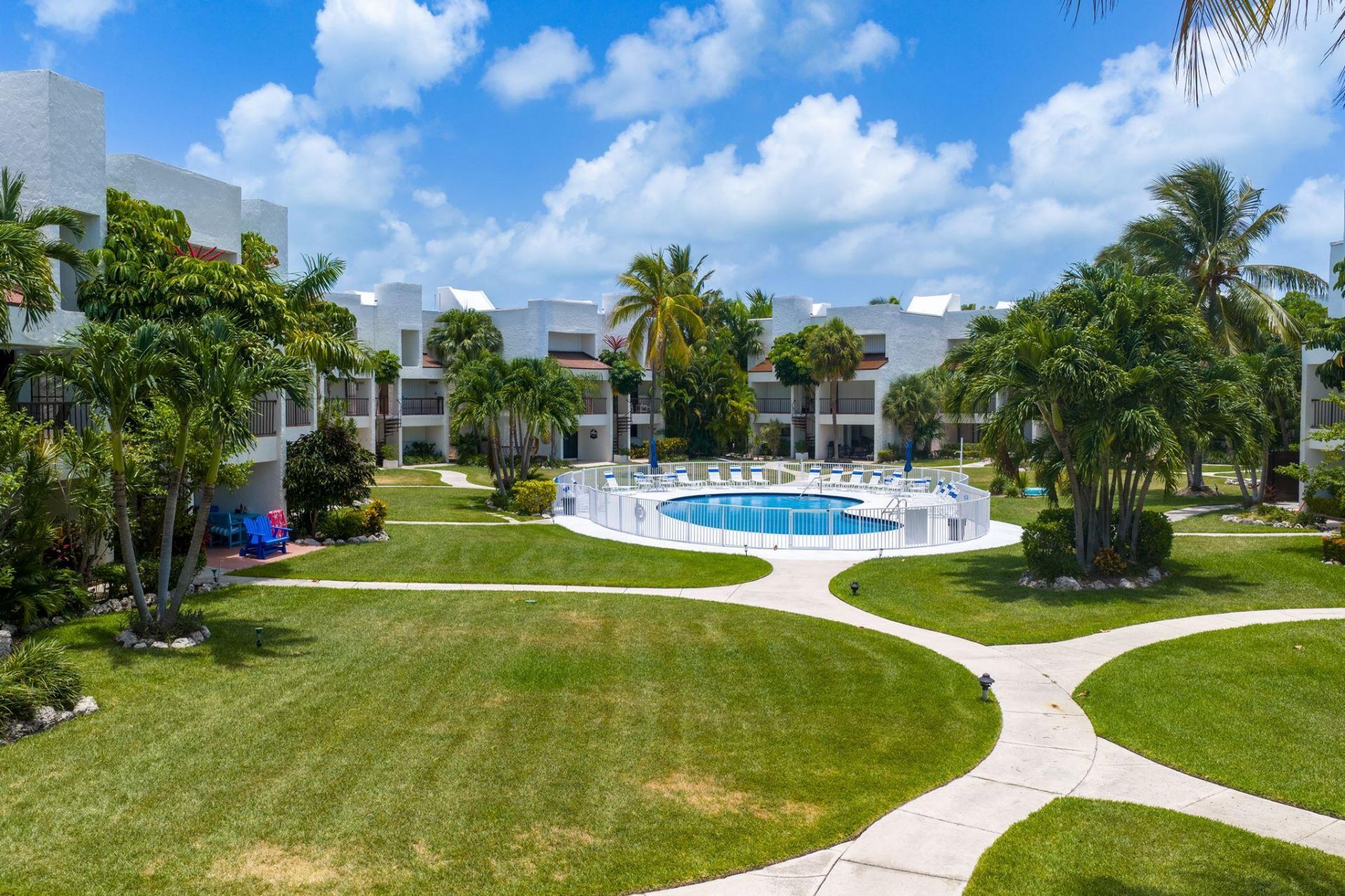 601 W Ocean Drive, Unit 312D, Key Colony, FL 33051 Photo