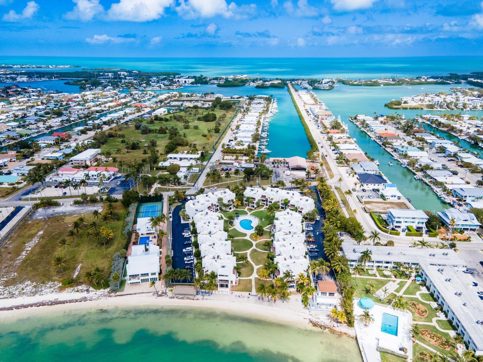 601 W Ocean Drive, Unit 312D, Key Colony, FL 33051 Photo