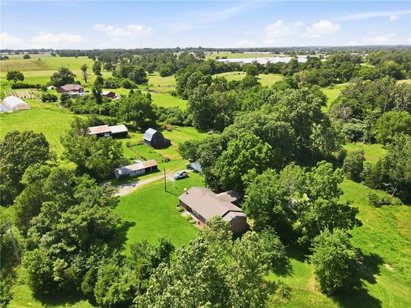 228 W 1st Avenue, Highfill, AR 72734