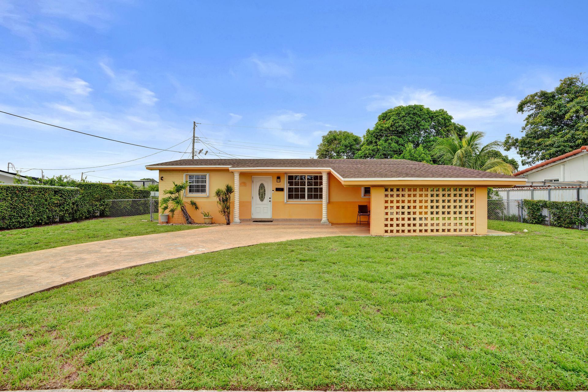 18800 NW 43rd Avenue, Miami Gardens, FL 33055 Photo
